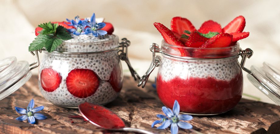 Add essential omega-3 to your diet: 8 quick and easy recipes with chia or flaxseed oil